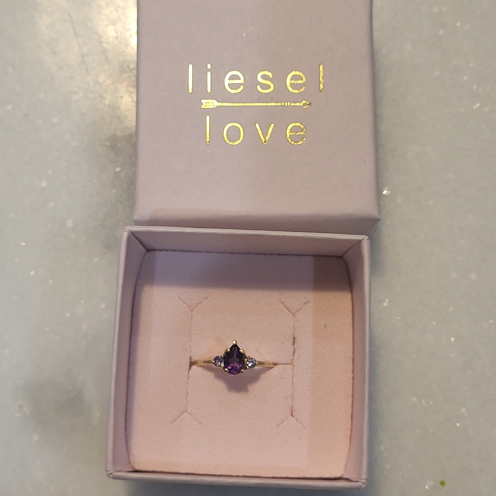 Liesel Love Pear Amethyst and Tanzanite 10k Gold Ring Size 5 - Picture 8 of 8